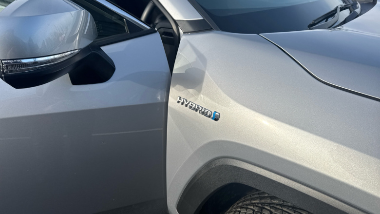 Toyota RAV4 2.5 VVT-i Hybrid Design 5dr CVT 2WD Hybrid Estate